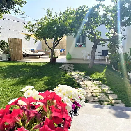 Il Giardino Di Malu' Santa Maria al Bagno